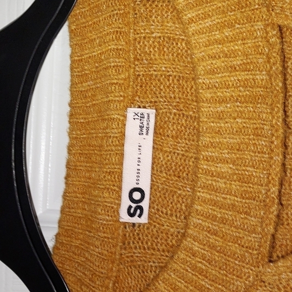 So knitted mustard color sweater - Picture 3 of 4